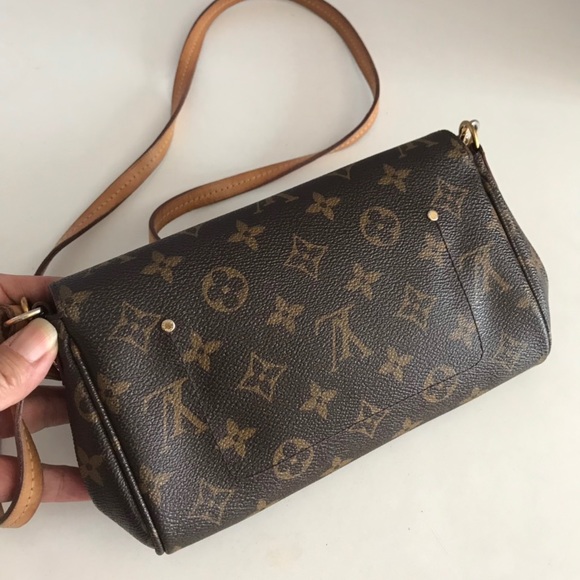 Louis Vuitton favorite PM - Picture 8 of 8